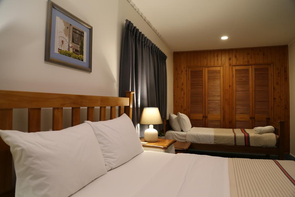 Papakura Motor Lodge & Motel Экстерьер фото