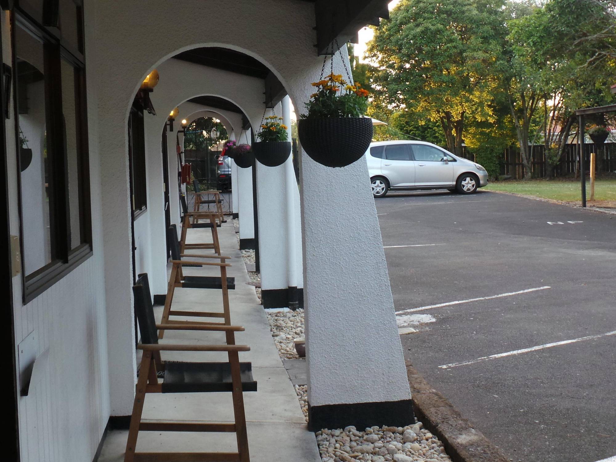 Papakura Motor Lodge & Motel Экстерьер фото